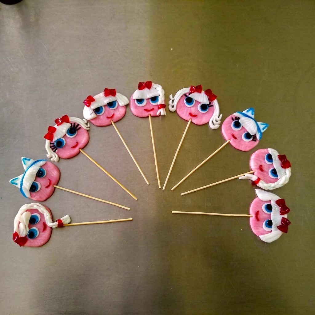 Фигурни близалки