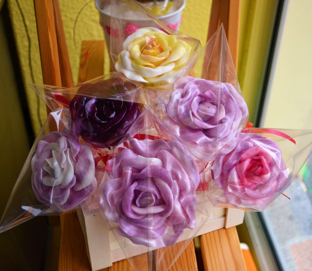 Захарни рози